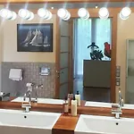 Villa Huge Luxury Villa, 6 Beds And Baths, Terraces, Double Garage