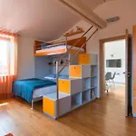 Huge Luxury Villa, 6 Beds And Baths, Terraces, Double Garage Villa