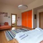 Huge Luxury Villa, 6 Beds And Baths, Terraces, Double Garage *