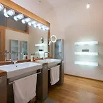 Huge Luxury Villa, 6 Beds And Baths, Terraces, Double Garage Villa Prag