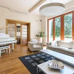 Huge Luxury Villa, 6 Beds And Baths, Terraces, Double Garage Villa Prága