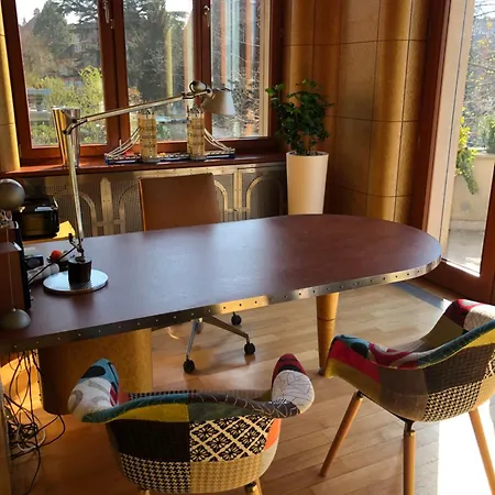 Huge Luxury Villa, 6 Beds And Baths, Terraces, Double Garage