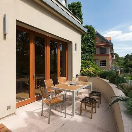 Huge Luxury Villa, 6 Beds And Baths, Terraces, Double Garage וילה *